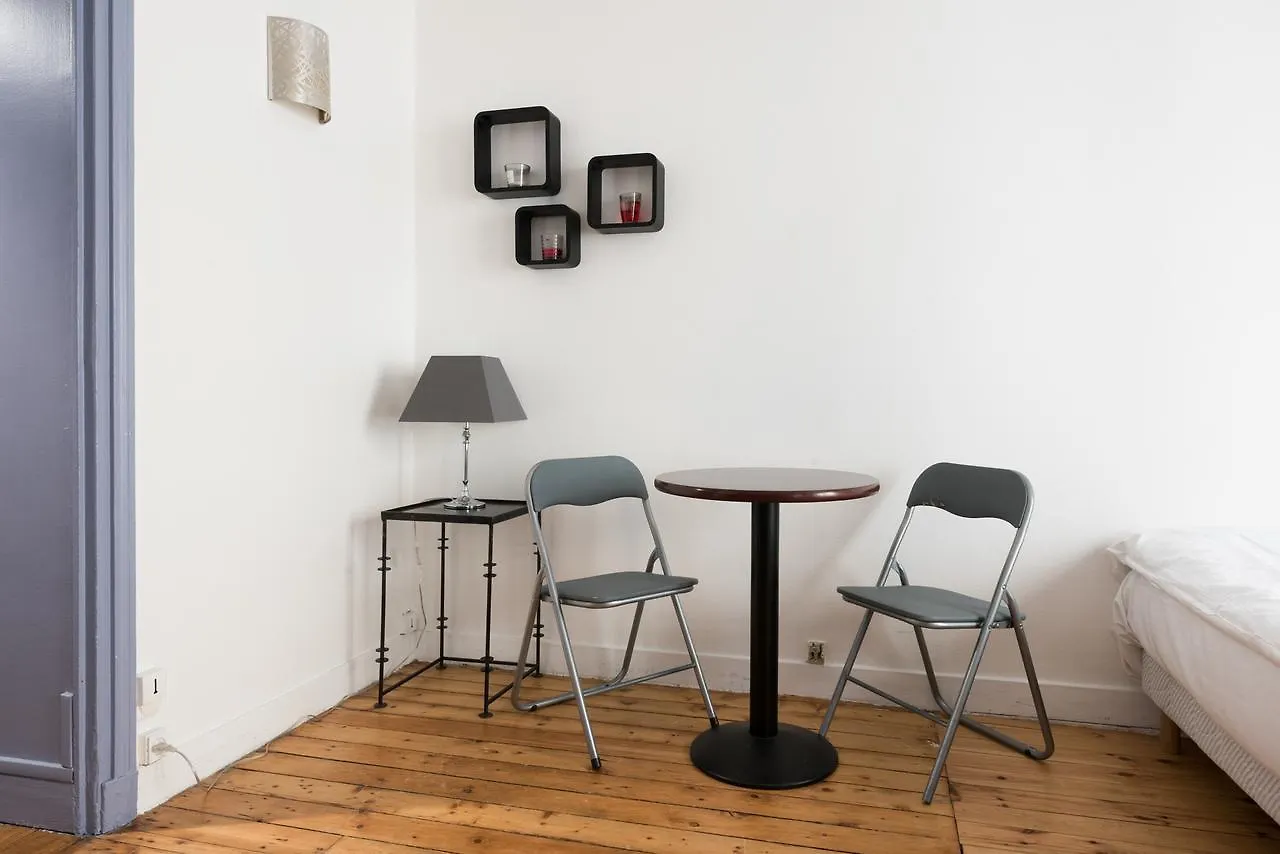 Balzac Apartment Paris 0*,  France