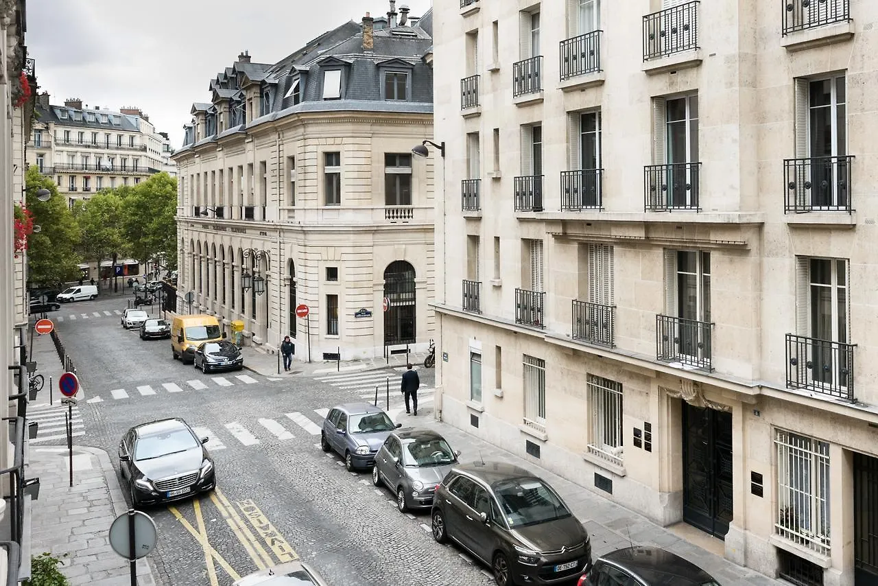Balzac Apartment Paris